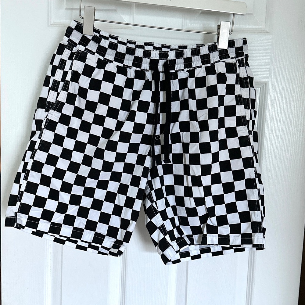 Vans, Men's size small, checkerboard, white and black shorts Small